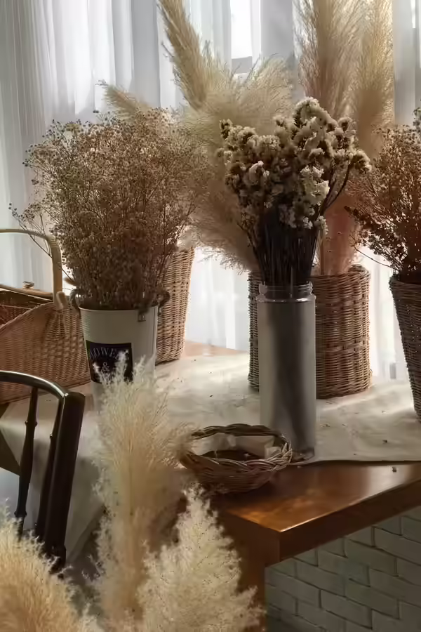Détail d'atelier — bandes de papier